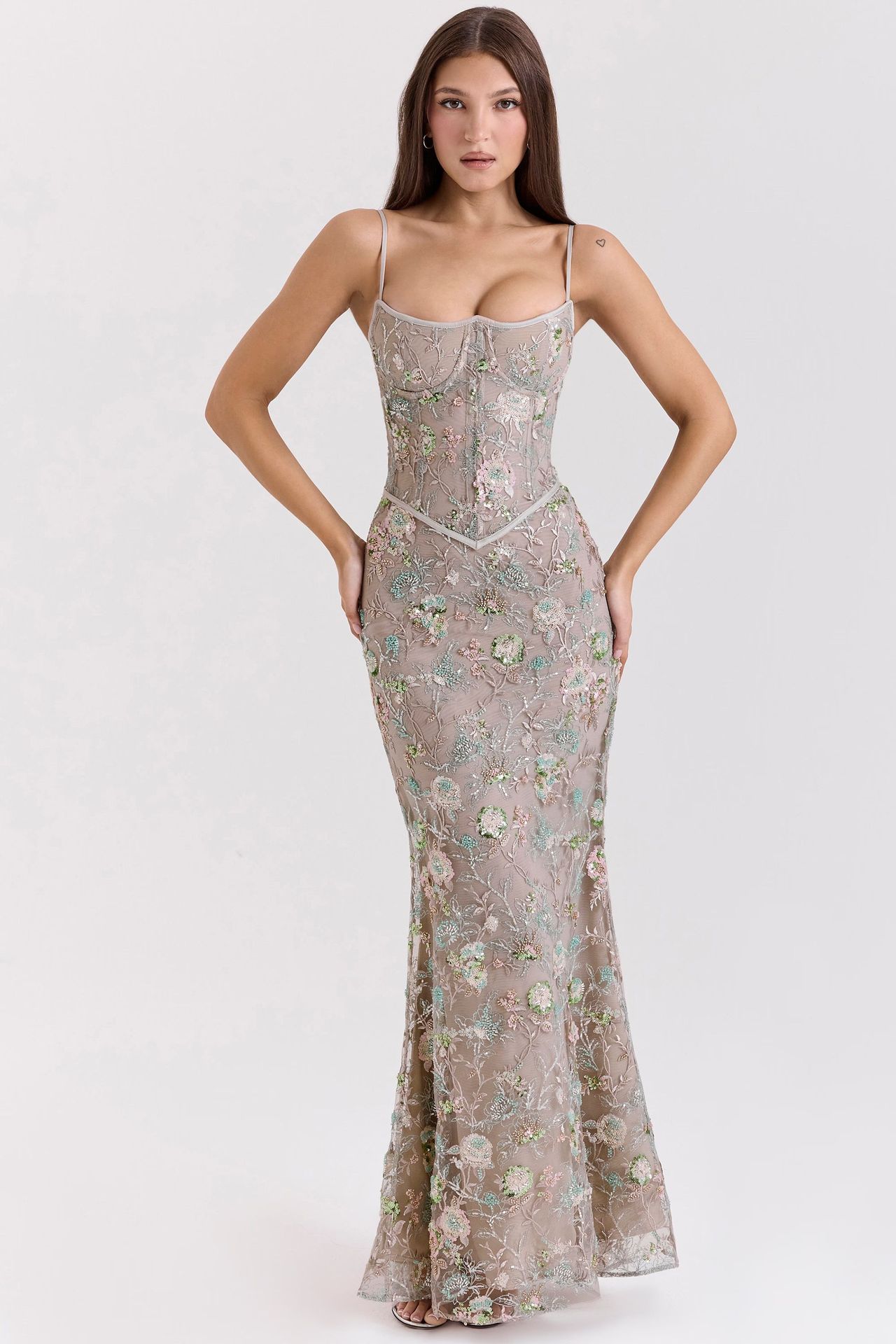 Elegant Low-Neck Backless Lace-Up Dress